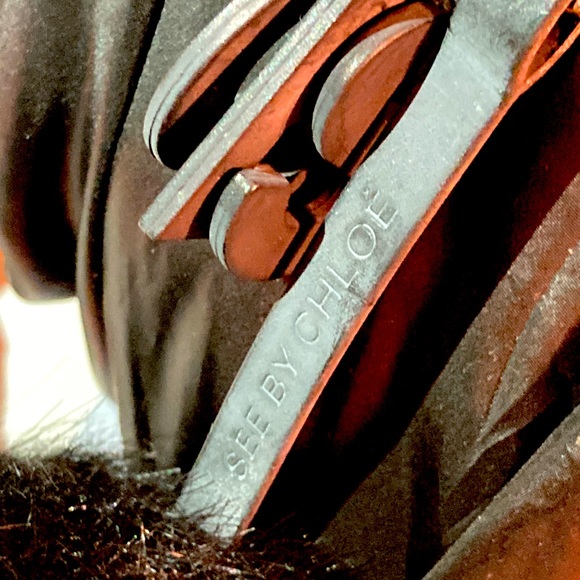 CHLOE Black puffy shoulder bag /brand new! - Picture 5 of 15